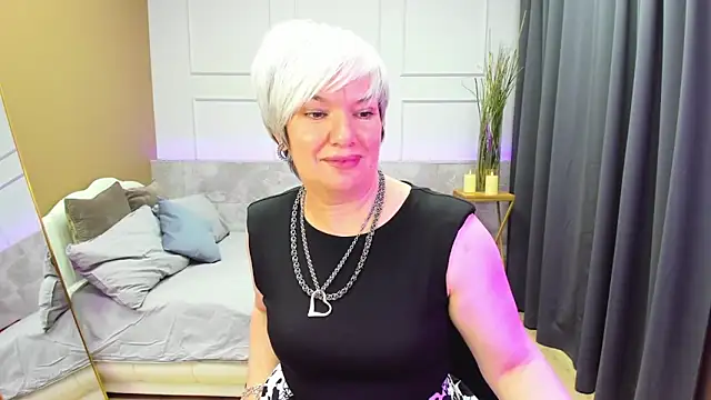 Snapshot of CarmenSoft chatting on January 13, 2025, 3:01 am CarmenSoft online show from January 13, 2025, 3:01 am