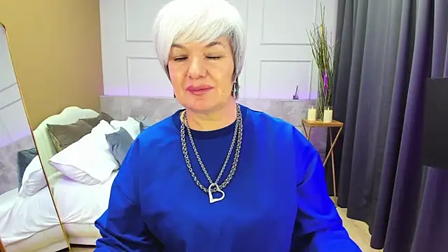 Snapshot of CarmenSoft chatting on February 2, 2025, 8:41 pm CarmenSoft online show from February 2, 2025, 8:41 pm