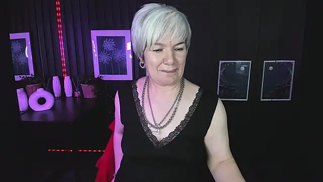 Snapshot of CarmenSoft chatting on February 16, 2025, 3:37 am CarmenSoft online show from February 16, 2025, 3:37 am
