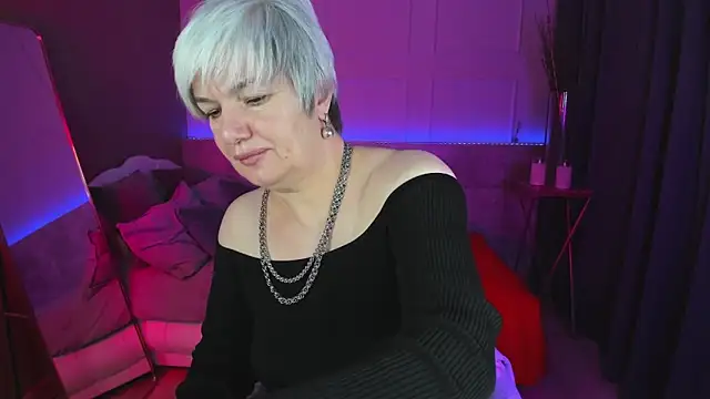 Snapshot of CarmenSoft chatting on February 27, 2025, 3:04 am CarmenSoft online show from February 27, 2025, 3:04 am