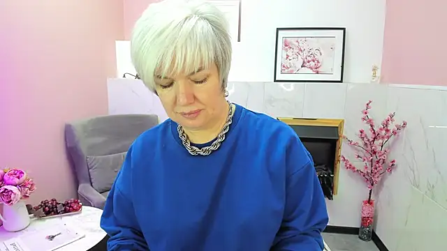 Snapshot of CarmenSoft chatting on September 14, 2025, 8:41 pm CarmenSoft online show from September 14, 2025, 8:41 pm
