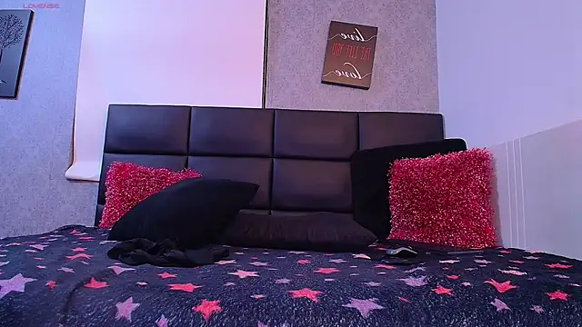 Snapshot of Daia_Ashanti chatting on March 21, 2025, 2:18 am Daia Ashanti online show from March 21, 2025, 2:18 am