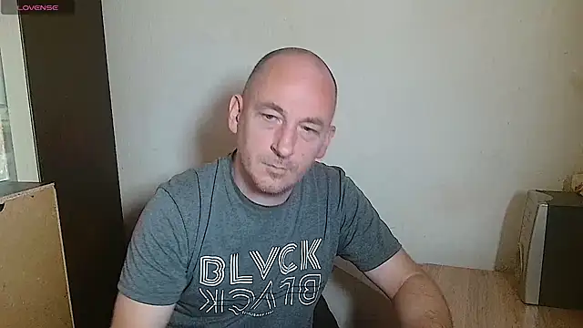 Johan   Barker online show from May 22, 2026, 10:43 am