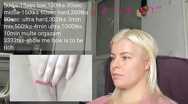 queenofthenighttt online show from December 18, 2024, 11:45 am