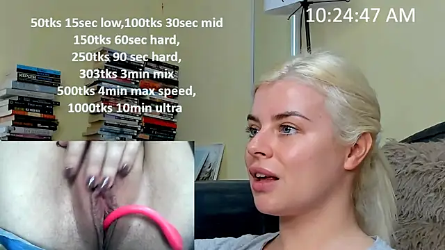 Snapshot of queenofthenighttt chatting on February 7, 2026, 9:24 am queenofthenighttt online show from February 7, 2026, 9:24 am