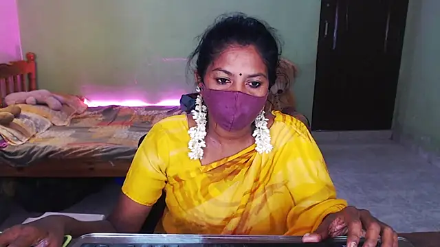Novapol online show from May 18, 2026, 5:30 pm