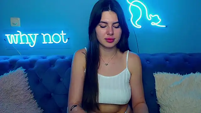 ViollinaLove online show from November 28, 2025, 10:07 am