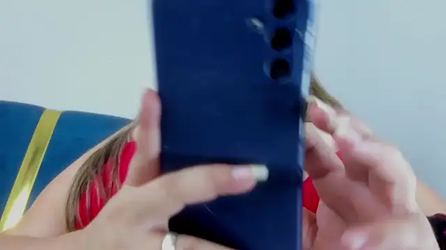 Snapshot of valeyperver chatting on December 23, 2024, 4:50 pm valeyperver online show from December 23, 2024, 4:50 pm