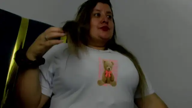 Snapshot of valeyperver chatting on December 27, 2024, 12:12 pm valeyperver online show from December 27, 2024, 12:12 pm