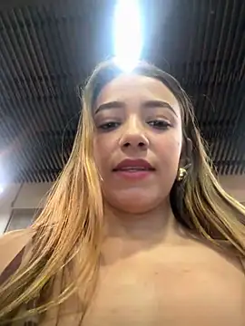 Snapshot of Hall_16 chatting on February 25, 2025, 9:57 pm Hall 16 online show from February 25, 2025, 9:57 pm