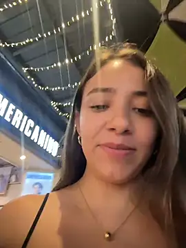 Snapshot of Hall_16 chatting on January 8, 2026, 11:51 pm Hall 16 online show from January 8, 2026, 11:51 pm