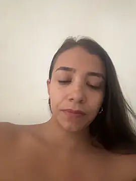 Snapshot of Hall_16 chatting on April 6, 2026, 8:54 pm Hall 16 online show from April 6, 2026, 8:54 pm