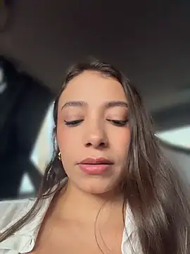 Snapshot of Hall_16 chatting on April 14, 2026, 8:37 pm Hall 16 online show from April 14, 2026, 8:37 pm