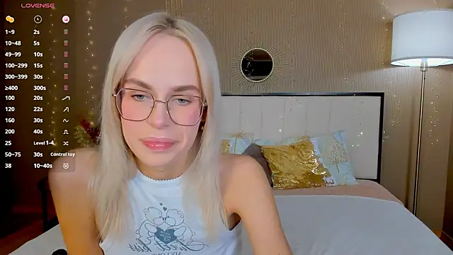 bellatip online show from April 13, 2026, 12:49 am