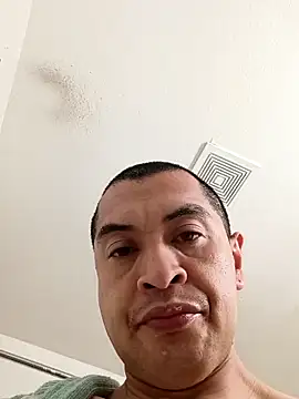 Snapshot of InbredPossible chatting on March 29, 2026, 9:26 pm InbredPossible online show from March 29, 2026, 9:26 pm