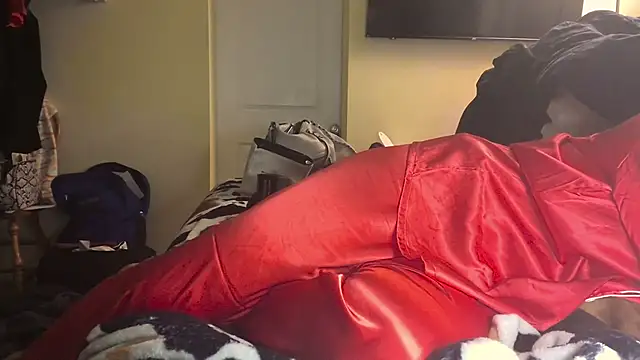 MaddisonX online show from December 16, 2025, 9:03 am