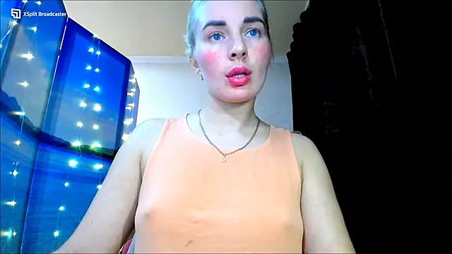 Snapshot of miaa_sunn chatting on December 6, 2024, 9:57 pm miaa sunn online show from December 6, 2024, 9:57 pm