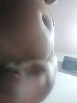 Pingon Chocolate online show from November 5, 2025, 9:48 pm