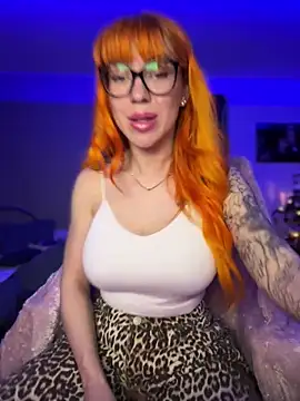 Snapshot of Pia_July_ chatting on January 16, 2025, 9:08 pm Pia July online show from January 16, 2025, 9:08 pm