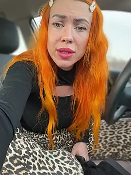 Snapshot of Pia_July_ chatting on January 22, 2025, 1:11 pm Pia July online show from January 22, 2025, 1:11 pm