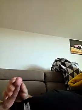 Tazyp19 online show from November 17, 2025, 8:09 am