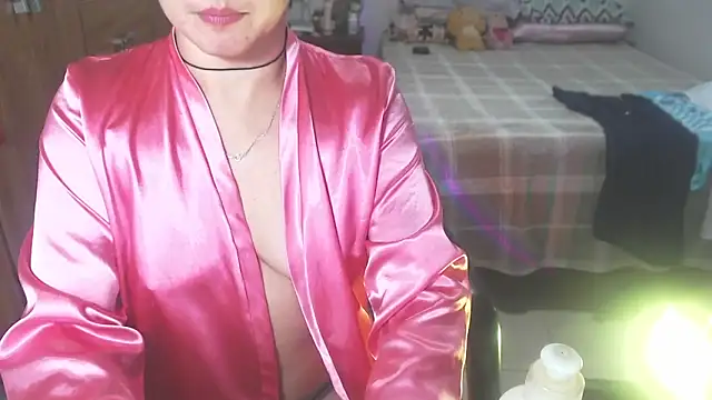 solamatista11 online show from April 23, 2026, 8:11 pm