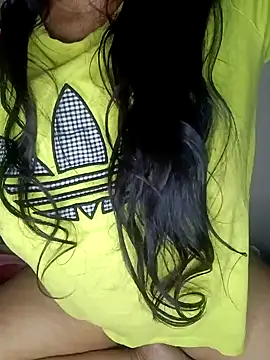 Snapshot of Sweet-Berry chatting on December 23, 2024, 8:57 pm Sweet-Berry online show from December 23, 2024, 8:57 pm