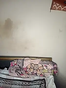 Snapshot of Sweet-Berry chatting on February 21, 2025, 6:59 pm Sweet-Berry online show from February 21, 2025, 6:59 pm