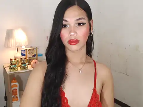 Webcumcutie online show from September 19, 2025, 5:31 am