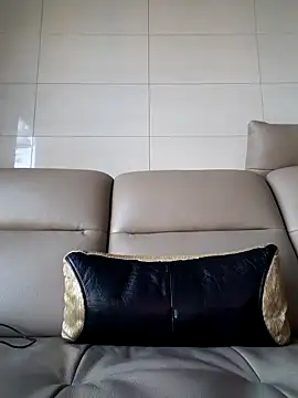 Ssk10N online show from February 13, 2025, 8:48 am