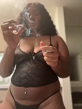 Foreignthababyy online show from May 15, 2026, 6:31 am