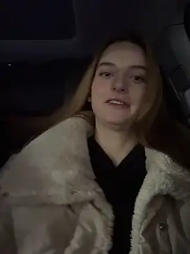 -AngelAri- online show from February 14, 2025, 7:12 pm