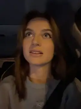 -AngelAri- online show from February 18, 2025, 9:09 pm