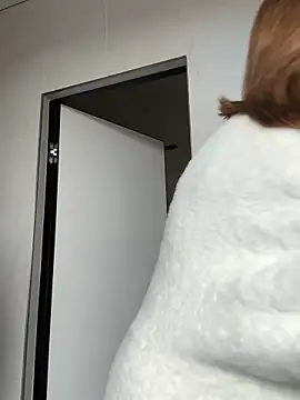 -AngelAri- online show from March 21, 2025, 12:28 pm