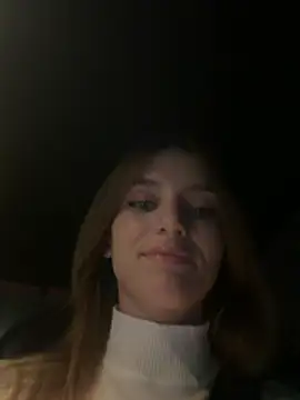 Snapshot of -AngelAri- chatting on March 11, 2026, 6:03 pm -AngelAri- online show from March 11, 2026, 6:03 pm