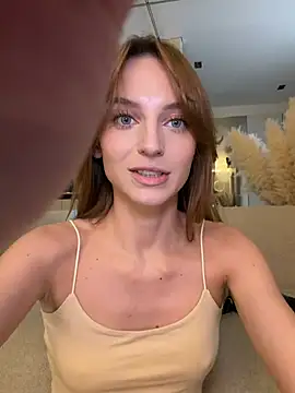 Snapshot of -AngelAri- chatting on March 28, 2026, 9:03 pm -AngelAri- online show from March 28, 2026, 9:03 pm