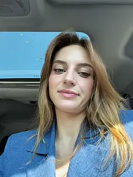 -AngelAri- online show from May 17, 2026, 9:17 am