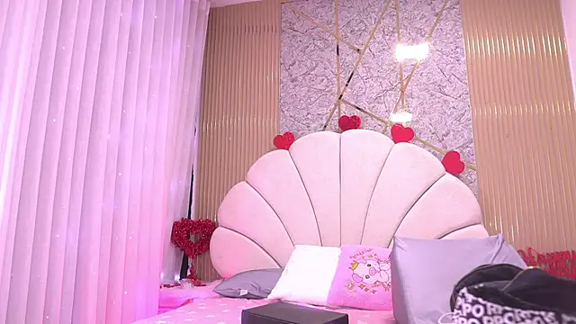 mssburbuja online show from February 14, 2026, 3:14 am