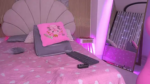 Snapshot of mssburbuja chatting on March 20, 2026, 3:11 am mssburbuja online show from March 20, 2026, 3:11 am