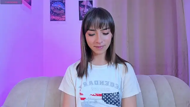 Snapshot of Moonlight1002 chatting on February 20, 2025, 3:56 am Moonlight1002 online show from February 20, 2025, 3:56 am