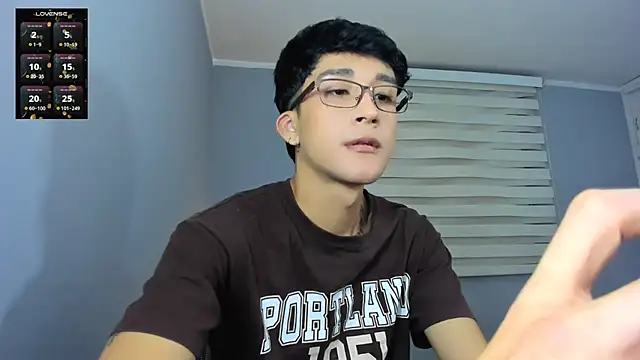 tom Howard online show from October 12, 2025, 4:44 am