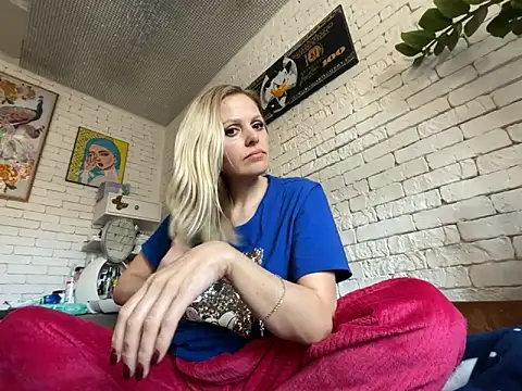 Angel girllovemy online show from February 18, 2025, 9:32 am