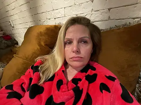 Angel girllovemy online show from March 3, 2025, 6:22 pm