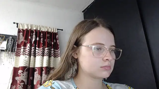 HellenMiyer1111 online show from November 11, 2025, 3:34 pm