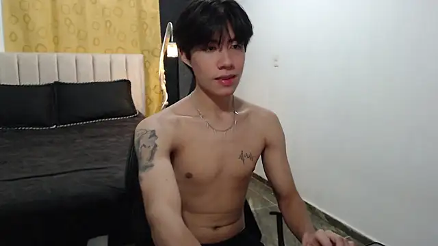 Elio-cam online show from February 13, 2025, 8:38 am