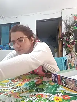 karlythothxh online show from November 16, 2025, 5:51 pm