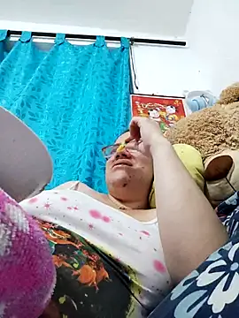 Snapshot of karlythoth@xh chatting on April 27, 2026, 8:51 pm karlythothxh online show from April 27, 2026, 8:51 pm