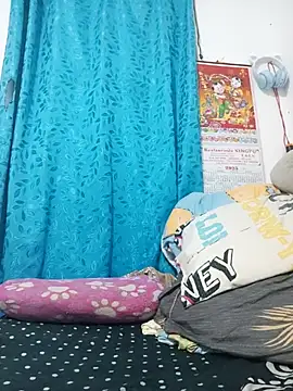 karlythothxh online show from June 27, 2026, 3:00 am