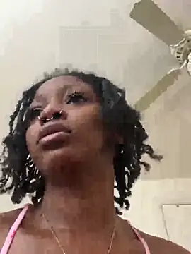 mochamimi online show from March 13, 2026, 1:34 am