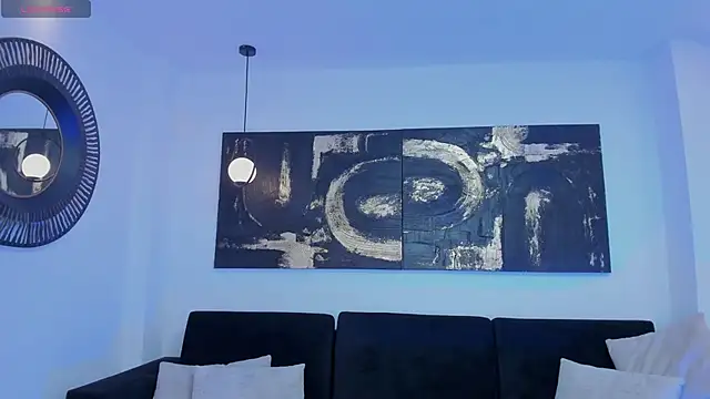 Snapshot of LindseyCox chatting on December 18, 2024, 8:03 pm LindseyCox online show from December 18, 2024, 8:03 pm